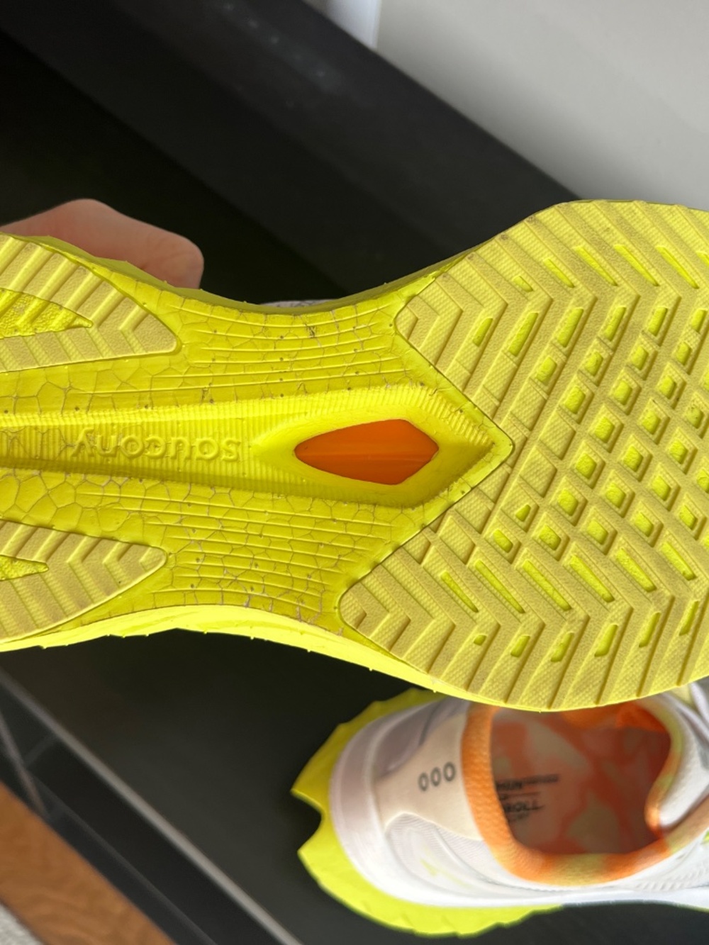 Saucony Women's Endorphin Speed 4 Size 8 - Picture 7 of 7